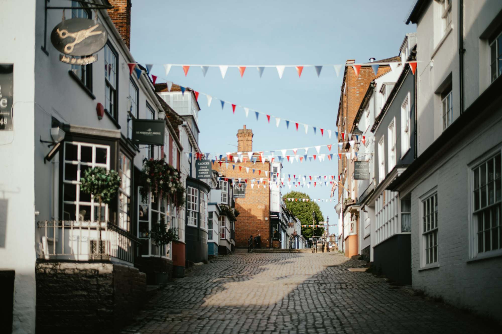 Living in Lymington: A Comprehensive Guide to the Area